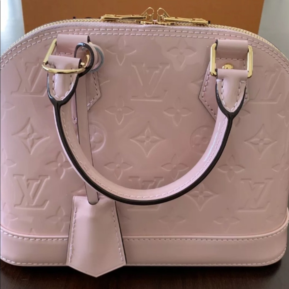 ISO- Rose ballerine Alma BB Vernis.